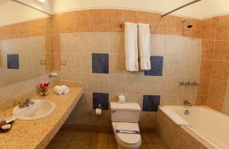 Dm Hoteles Nasca นัซกา ภายนอก รูปภาพ