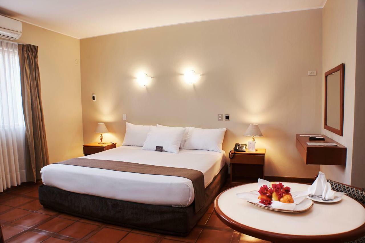 Dm Hoteles Nasca นัซกา ภายนอก รูปภาพ