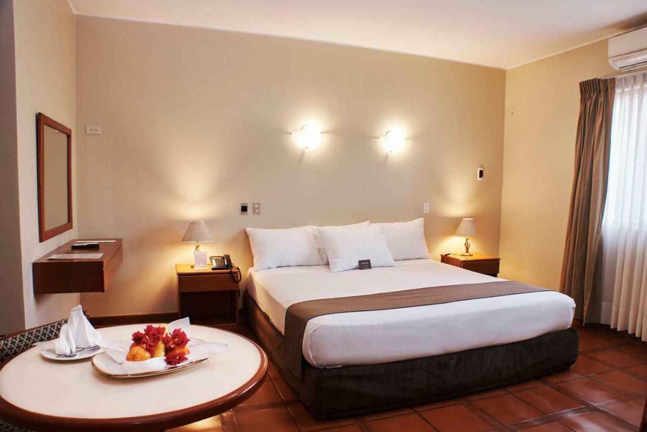 Dm Hoteles Nasca นัซกา ภายนอก รูปภาพ